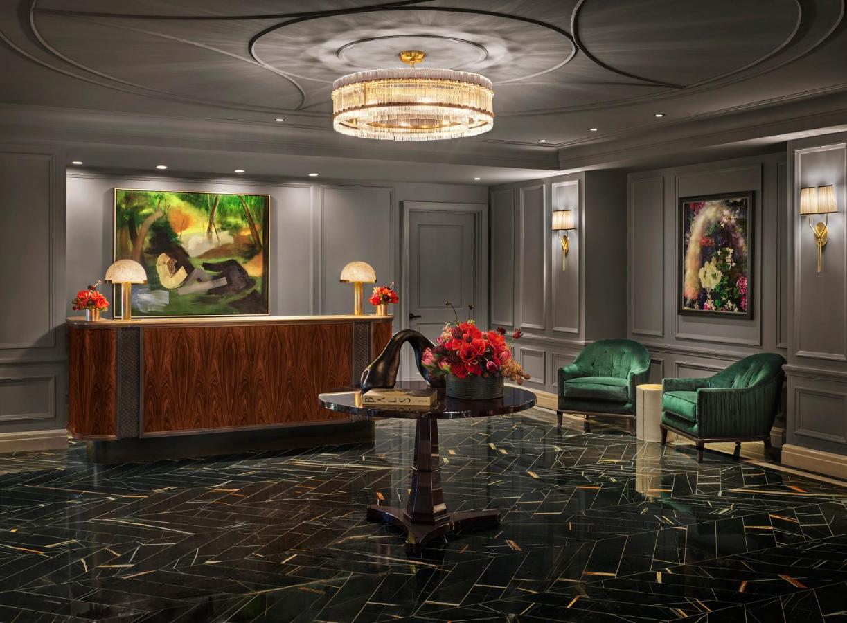The Newbury Boston Hotel Luaran gambar The lobby of the Four Seasons Hotel