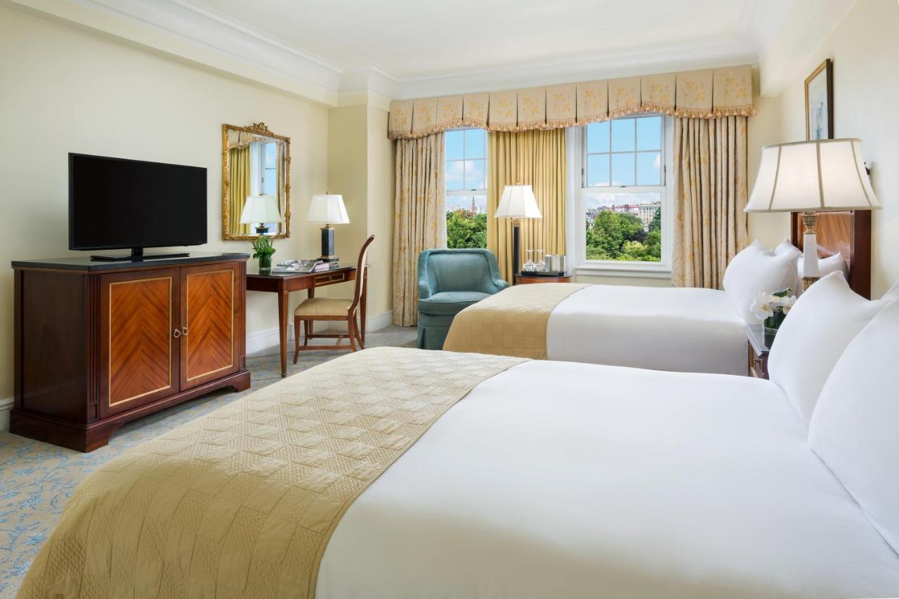 The Newbury Boston Hotel Luaran gambar A guest room at the Waldorf Astoria Washington DC